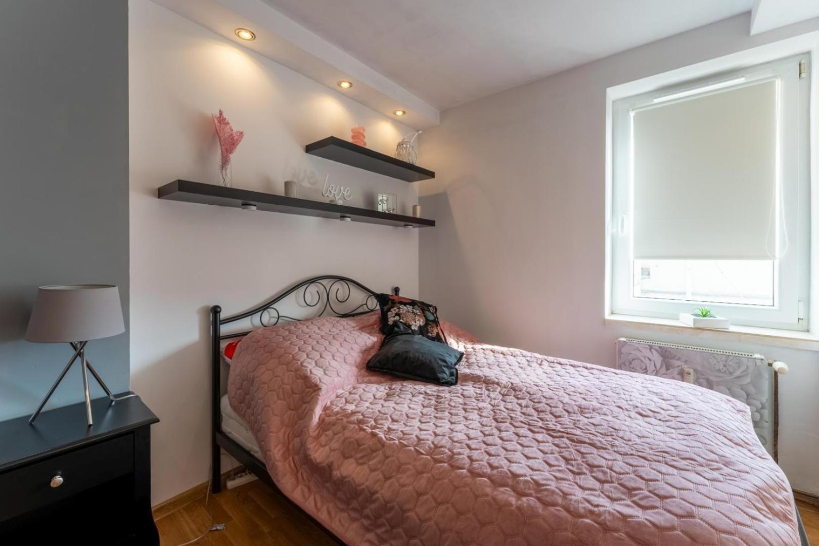 Apartament Ratuszlove - 2 Osobne Sypialnie, Z Widokiem Na Ratusz - By Spaceapart 耶莱尼亚古拉 外观 照片